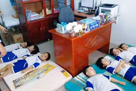 Ngộ độc nghi uống sữa Nutifood: Chất lượng sữa học đường có đáng tin cậy?