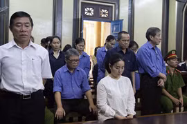 Gallery - Xét xử Hứa Thị Phấn - image 8