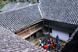 Quyền sở hữu dinh Vua Mèo thuộc họ Vương: Hà Giang "im hơi lặng tiếng"?
