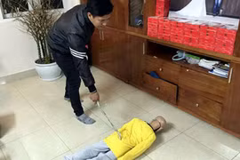 Gallery - Bé trai bị bố đẻ bạo hành - image 5