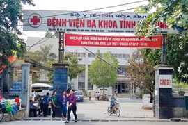Gallery - 18 người sốc phản vệ khi chạy thận nhân tạo - image 15
