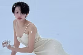 Hot girl sở hữu mái tóc tém vẫn xinh đẹp, quyến rũ bội phần