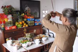 Rằm tháng Giêng tránh cúng thứ này kẻo khó giàu
