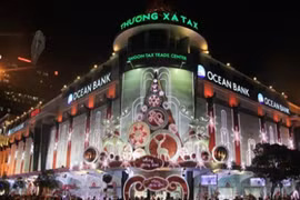 Không khí Giáng sinh tràn ngập “Hòn ngọc viễn đông“