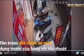 Video: Trộm xe máy trong 8s ở TP.HCM
