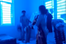 Gallery - Ngoại Tình - image 10