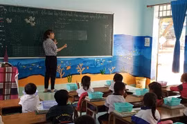 Tỉnh Đắk Lắk lên phương án xét tuyển đặc cách giáo viên hợp đồng.