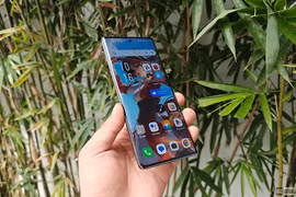 'Hót hòn họt' điện thoại AI mỏng nhất thế giới của Infinix