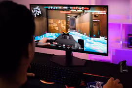 Chiêm ngưỡng màn hình chơi game 2K 180Hz khiến game thủ phát cuồng 