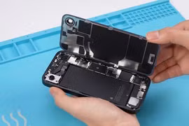 “Phẫu thuật” iPhone 16e, thiết kế có gì khiến iFan ưng bụng? 