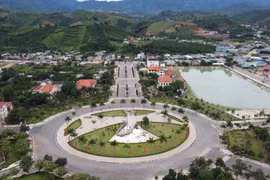Huyện Đam Rông - Lâm Đồng: Điểm danh những gói thầu ‘một mình một ngựa’ 