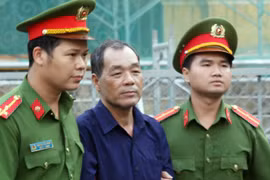Gallery - Trầm Bê - Phạm Công Danh - image 14