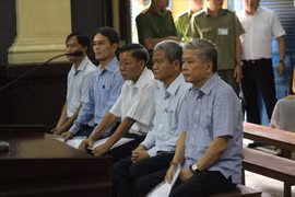 Gallery - Phiên tòa xét xử nguyên Phó Thống đốc NHNN Đặng Thanh Bình - image 9