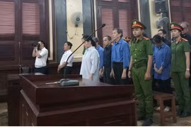 Gallery - Xét xử Hứa Thị Phấn - image 13