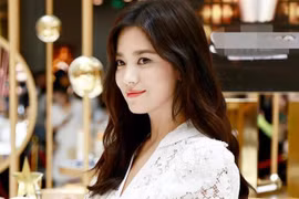 Ly hôn Song Joong Ki, Song Hye Kyo giờ ra sao?