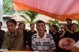 Mẹ đẻ dùng dao đoạt mạng con trai 8 tuổi: Nguyên nhân vì đâu?