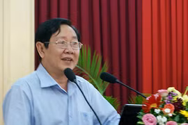 Sa thải cán bộ, công chức không biết cười