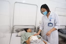 Hiếm gặp: Chửa ngoài tử cung dính chặt đại tràng và thành bụng