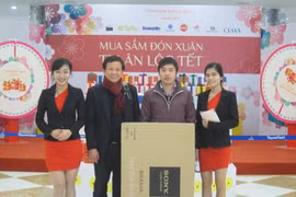 Tưng bừng nhận quà tại hệ thống TTTM Vincom Mega Mall