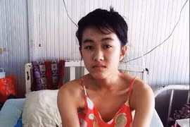 Gallery - Nữ Sinh Lớp 10 Bị Cưa Chân - image 7