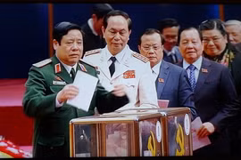Gallery - Đại hội Đảng lần thứ 12 - image 13