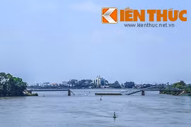 Gallery - Sà lan tông sập cầu Ghềnh - image 15