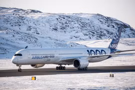 Khám phá “siêu máy bay” Airbus A350 bị chim trời làm rách vỏ cánh 