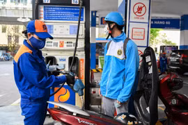 Ngày mai giá xăng tăng hay giảm? 