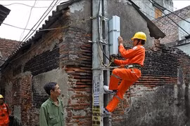 Khuyến cáo sử dụng điện tiết kiệm để tránh nguy cơ sự cố về điện