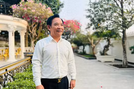 Cận cảnh biệt thự 1.000m2 to như lâu đài của NSƯT Quang Tèo