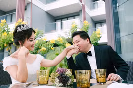 Hôn nhân ngọt ngào của NSƯT Đăng Dương với bà xã xinh đẹp