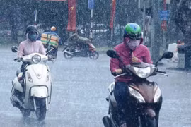 Không khí lạnh tràn về, cảnh báo nguy cơ lốc, sét, mưa đá