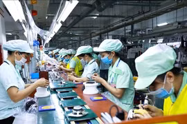 Phạt đến 20 triệu đồng nếu không cho lao động nữ nghỉ 30 phút ngày “đèn đỏ”