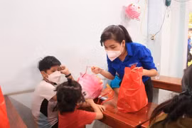 Nestlé Việt Nam phối hợp Tỉnh đoàn Đồng Nai tổ chức chương trình Trung thu cho trẻ em hoàn cảnh khó khăn. 