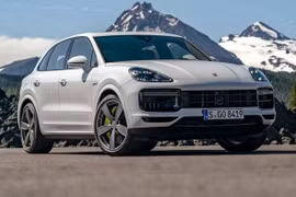 Porsche thử nghiệm nhiên liệu mới giúp kéo dài tuổi thọ động cơ