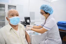 Những người có hệ miễn dịch bị suy giảm có thể phải tiêm phòng Covid liều thứ 4
