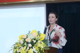 Nhà báo thường mâu thuẫn với nhà khoa học