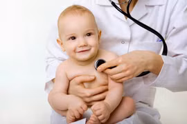 Cứu sống trẻ sơ sinh nguy kịch do nhịp tim nhanh bất thường bẩm sinh