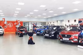 MG Việt Nam khai trương 5 đại lý đầu tiên, chính thức ra mắt thị trường 