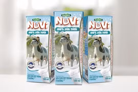 Sữa tươi NuVi sử dụng nguồn nguyên liệu là sữa tươi từ bò ăn thảo mộc.