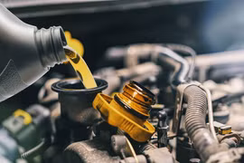 Những nguyên tắc thay dầu động cơ ô tô kiểu gì người dùng cũng cần nắm rõ 