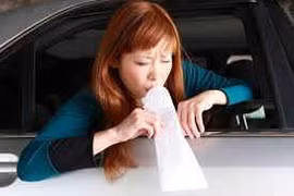 Xoa bóp bấm huyệt chữa say tàu xe
