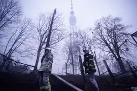 Nghi vấn video nạn nhân trong vụ tấn công đài truyền hình Ukraina