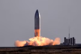 Tàu vũ trụ Starship của SpaceX nổ tung khi hạ cánh trong chuyến bay thử nghiệm