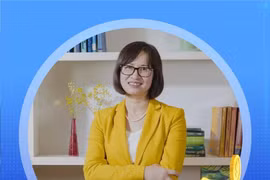 TS Đinh Thị Thanh Vân: ﻿﻿ Hiểu biết tài chính giúp người trẻ quyết định tương lai
