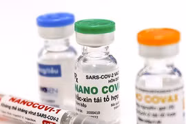 Văcxin Covid Việt Nam: Cần các bằng chứng khoa học vững chắc