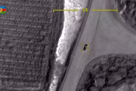 Video: UAV, tên lửa Azerbaijan săn diệt binh lực Armenia