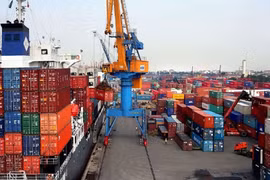 Nửa đầu tháng 7/2019: Cả nước nhập siêu 678 triệu USD