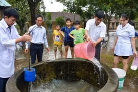  Giữ sạch nước giếng khi có lũ lụt