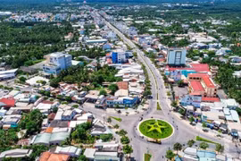  Bến Tre: Sai phạm quản lý đất đai, Chủ tịch UBND tỉnh bị đề nghị kiểm điểm